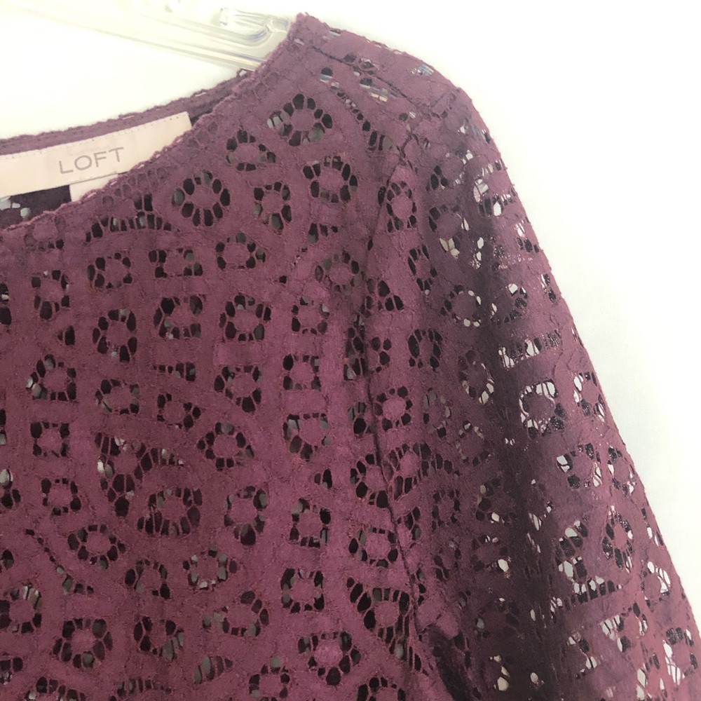 LOFT Maroon Lace Top 3/4 Sleeves Size Small - Picture 3 of 5